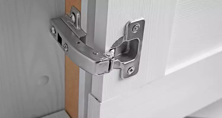 Shower Door Hinge Replacement in Brandon, FL