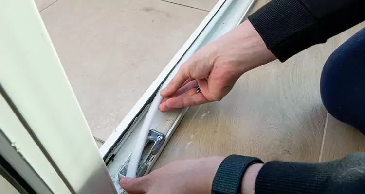 Garage Door Off Track Repair in Brandon, FL