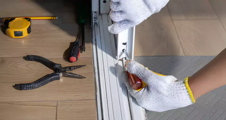 Screen Door Wheel Replacement in Brandon, FL