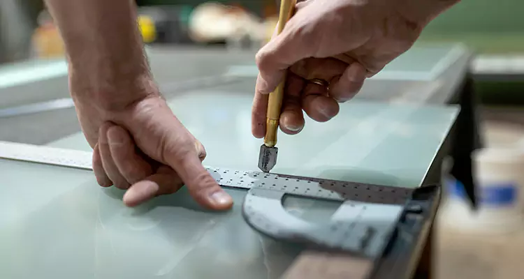 Glass Scratch Repair in Brandon, FL