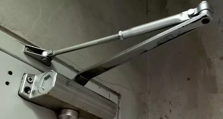 Door Closer Oil Leak Repair in Brandon, FL