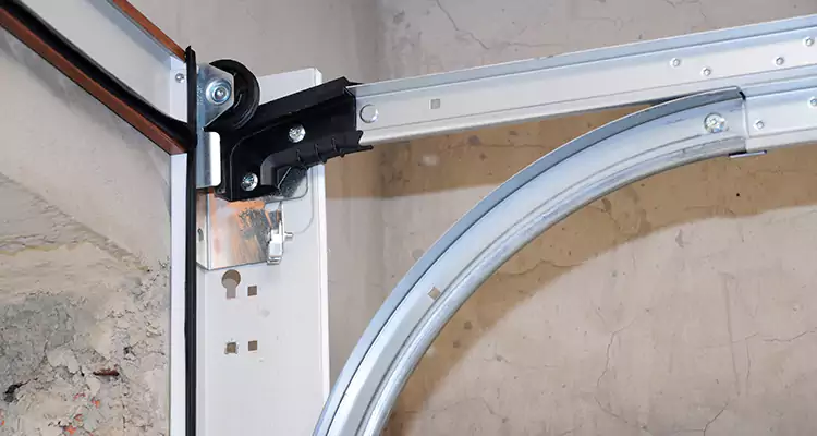 Maintain Liftmaster Garage Door Off Track in Brandon, FL