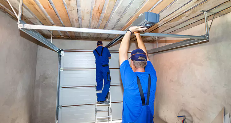 Garage Door Opener Technician in Brandon, FL