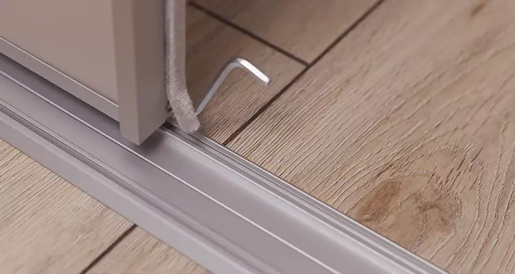 Squeaky Sliding Door Repair in Brandon, FL